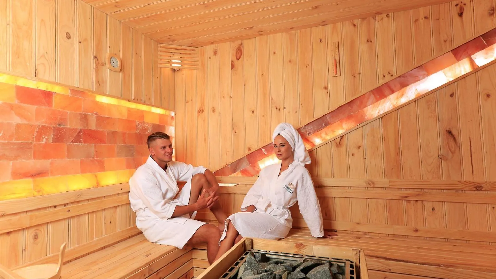 Gonsala Hotel Нячанг