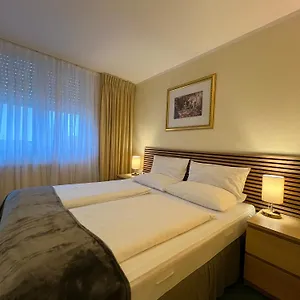 hotel-schierstein.com-bavaria.com/