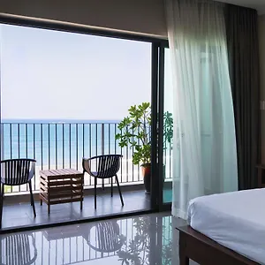 Dan Oasis And 2*, Đà Nẵng Vietnam