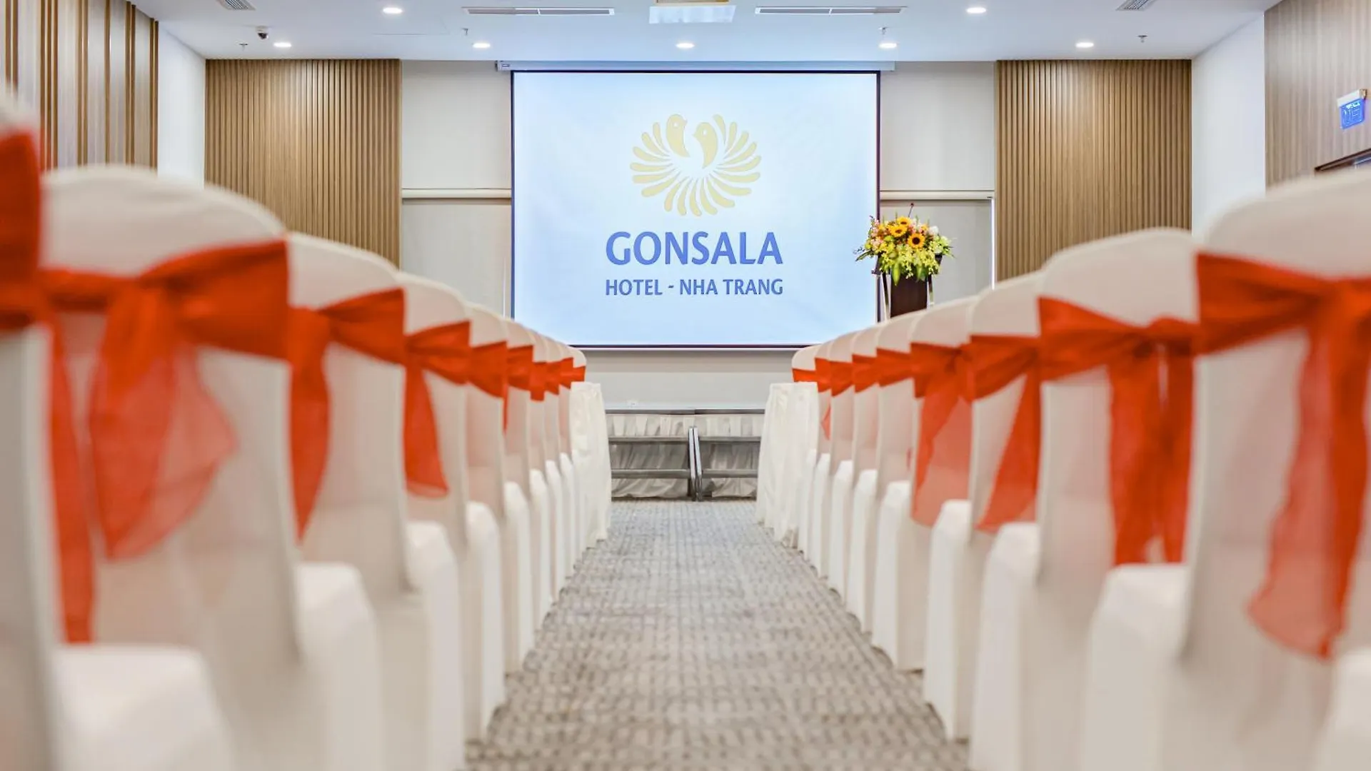 Gonsala Hotel Nha Trang 5*,